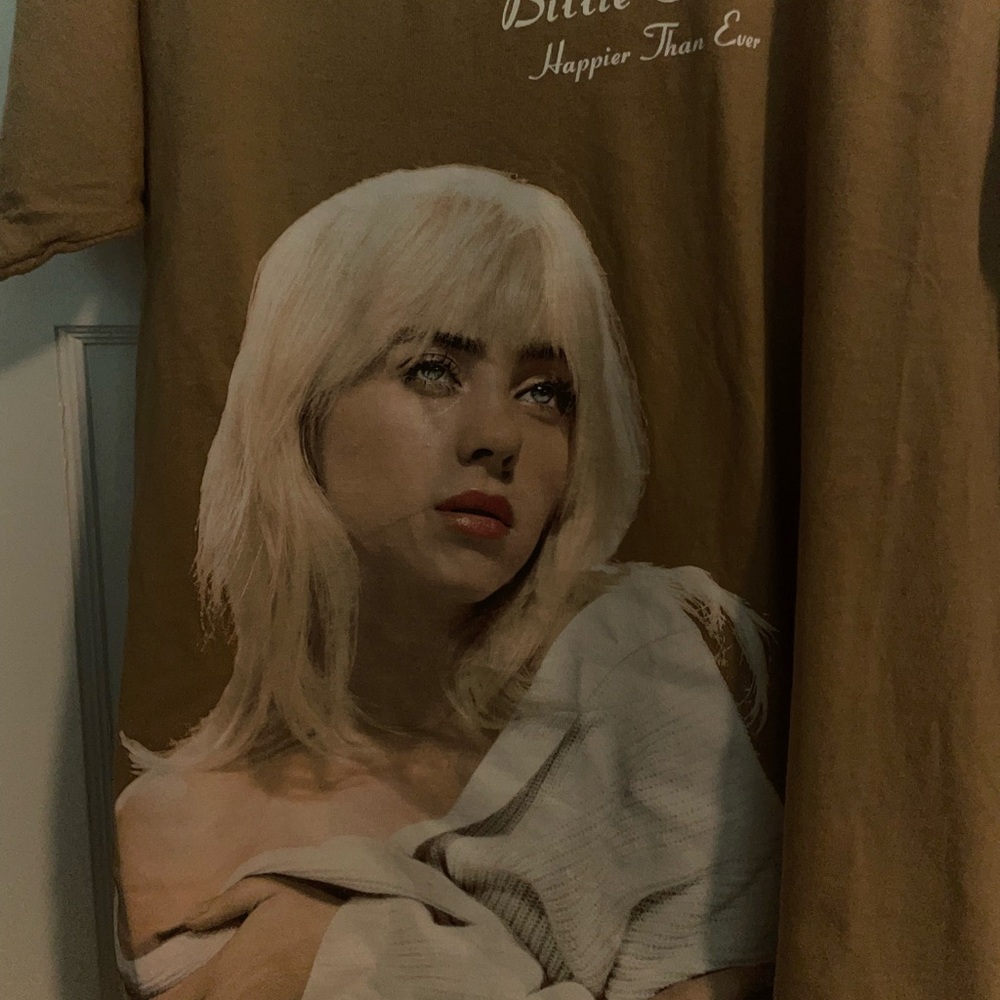 Billie Eilish Graphic T-Shirt oversize M/L - Picture 2 of 5